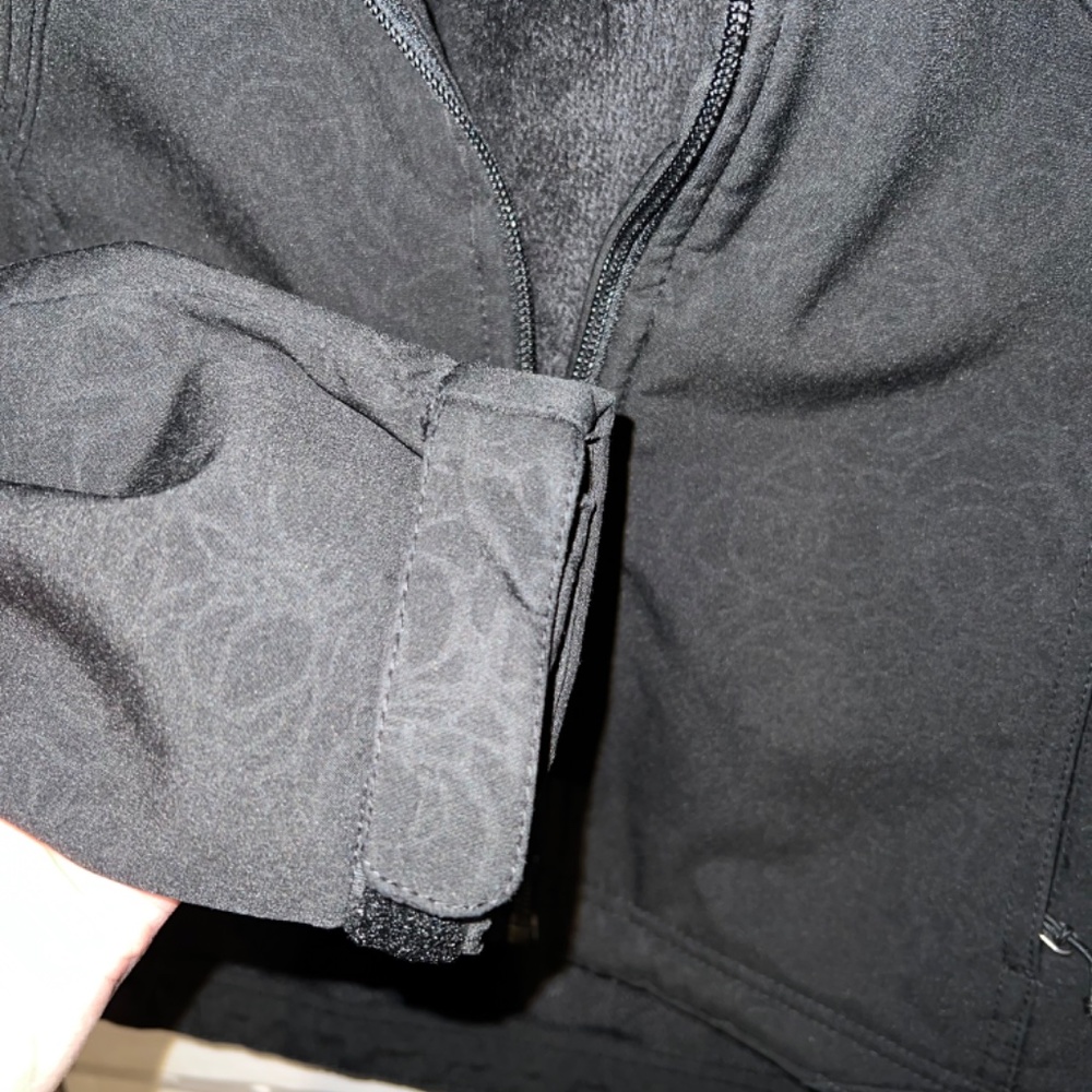 Double Diamond Softshell Jacket - image 3